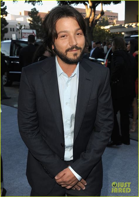 Sharlto Copley & Alice Braga: 'Elysium' Premiere!: Photo 2925800 | Diego Luna, Sharlto Copley ...