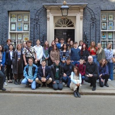 Long Road Sixth Form College - Politics students visit 10 Downing Street!