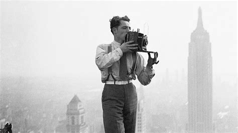 Lunch Atop A Skyscraper: The Story Behind The 1932 Photo | Lunch atop a skyscraper, Photo ...