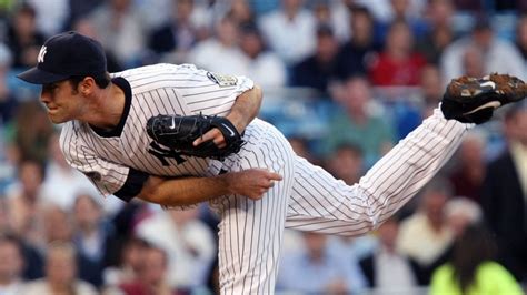 Mike Mussina, former Yankees pitcher, now coaching high school ...