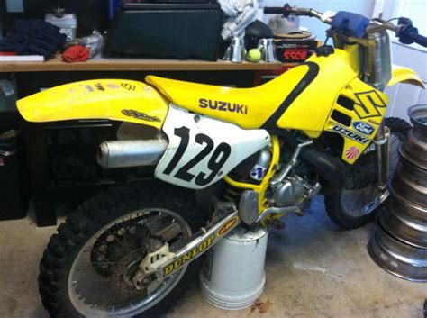 1992 Suzuki RM250 RM 250 2 Stroke Dirt Bike for sale on 2040-motos