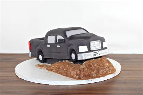 Pickup Truck Cake | Lil' Miss Cakes