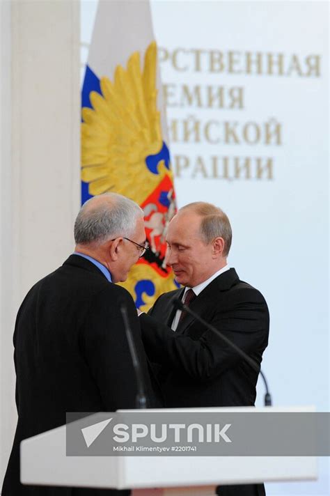 Vladimir Putin presents state awards | Sputnik Mediabank