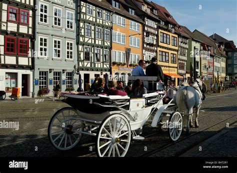 Erfurt, Kutsche am Domplatz| Erfurt, cathedral square, carriage Stock Photo - Alamy