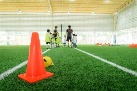 Tips On How To Improve Your Football Training - iSportsWeb