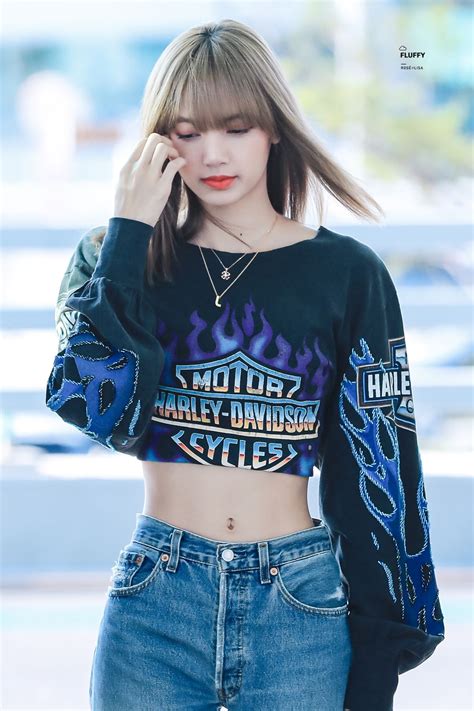 190611 Lisa | Blackpink fashion, Blackpink lisa, Kpop fashion