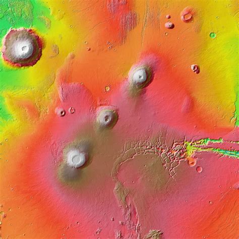 The Most Incredible Volcanoes in Our Solar System - Toptenz.net