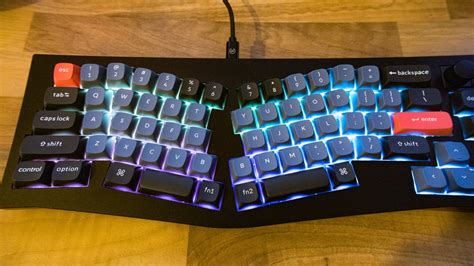 Keychron Q8 Review: A good starter ergonomic & mechanical keyboard | AppleInsider