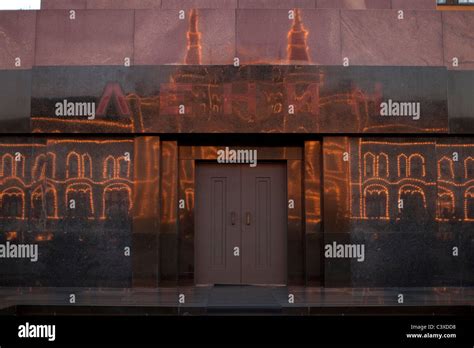 Lenin mausoleum, Red Square, Moscow, Russia Stock Photo - Alamy