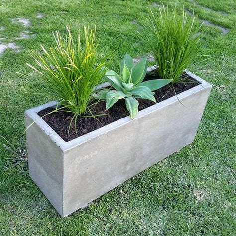 Rectangular large concrete planter trough. 900mm x 300mm x - Etsy Italia | Jardinière béton ...