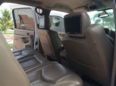 Make: GMC Model: Sierra Year: 2006 Exterior Color: White Interior Color: Tan Vehicle Condition ...