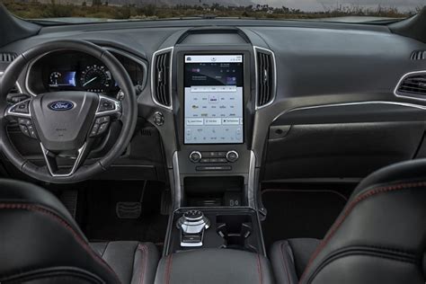 2021 Ford® Edge SUV | Photos, Colours & 360° Views