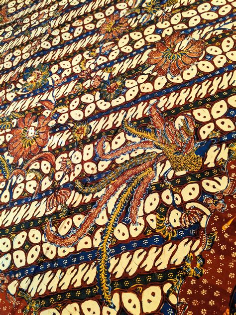 Batik Lasem Indonesia with Kawung and Parang Design | Etsy in 2021 | Indonesian batik, Batik ...