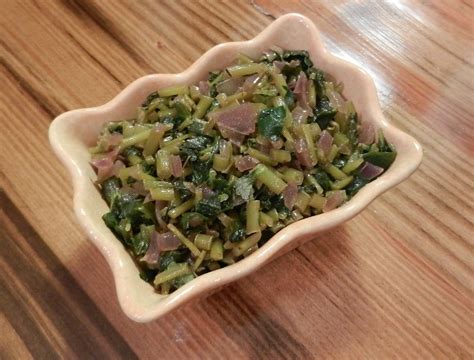 Sizzling Indian Recipes.....: Golichi Bhaji...Purslane stir fry with ...