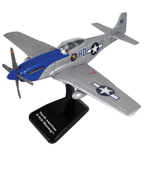 Smithsonian P-51 Mustang Model Kit - The National WWII Museum