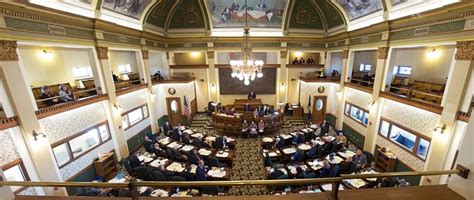 Lawmakers advance draft rule proposals for 2023 Montana Legislature