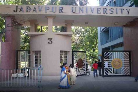 Jadavpur University | Students of Jadavpur University arts faculty oppose installation of CCTV ...