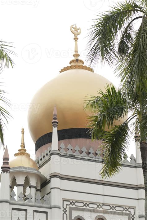 detail shot of Masjid Sultan in singapore 9208040 Stock Photo at Vecteezy