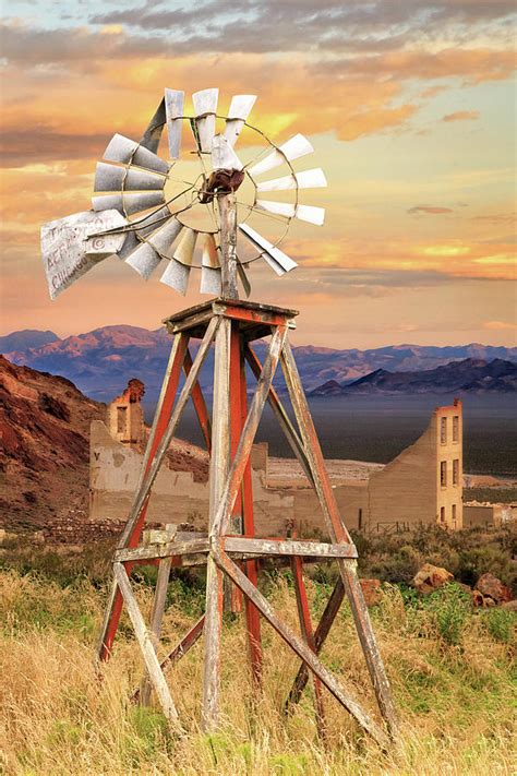 Aermotor Windmill Photograph by James Eddy - Fine Art America