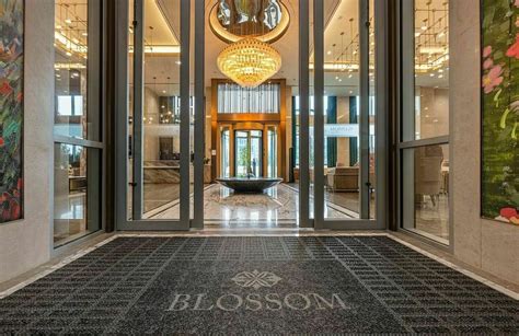 Employer Profile | Blossom Hotel Houston | Houston, TX | Crescent ...