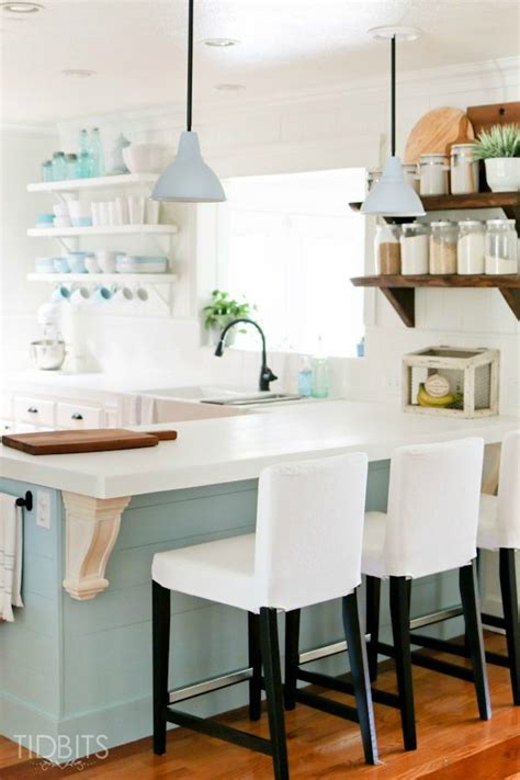 Small Kitchen Design {Beach Cottage} - The House of Silver Lining