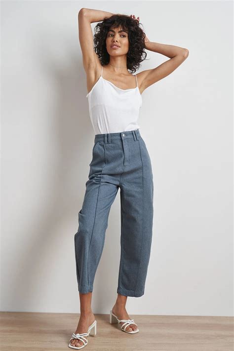 7 Trending Jeans For Women In 2021 » Trending Us