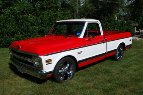 1969 Chevy C10 Short Bed Pickup New Nut & Bolt Restoration Wood Bed ...