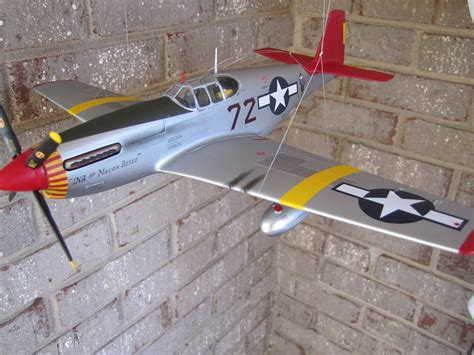 P-51B Mustang -- Plastic Model Airplane Kit -- 1/32 Scale -- #855535 pictures by nscrfns ...