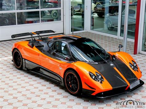 Pagani Zonda Cinque Coupé - Auto Salon Singen