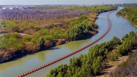 Texas to deploy buoys in Rio Grande in attempt to curb migrants from ...