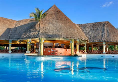 Grand Palladium Colonial Resort & Spa in Riviera Maya, Mexico - All Inclusive - Book Now