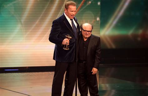 Arnold Schwarzenegger and Danny DeVito reunite for White House ...