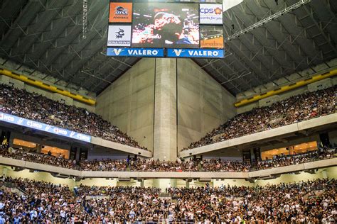 Spurs Stadium San Antonio : Introduced By The Spurs The Jumbotron Marks ...