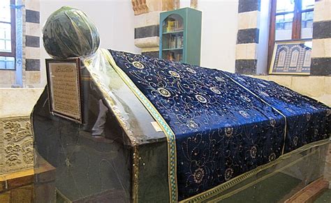 Tomb of Bilal (رضي الله عنه) - IslamicLandmarks.com