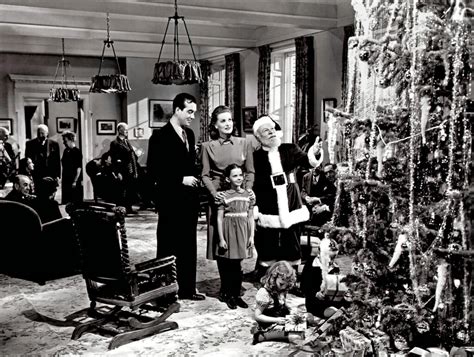 Miracle on 34th Street: The Perfect Christmas Movie - LIFE