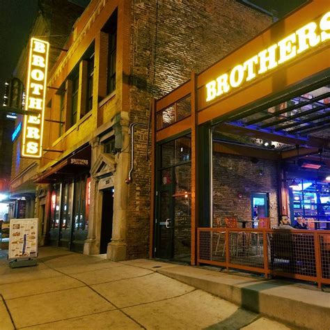 Brothers Downtown Indy - Restaurant - Indianapolis - Indianapolis