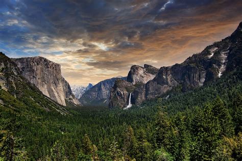 Yosemite Night Wallpaper Free Download