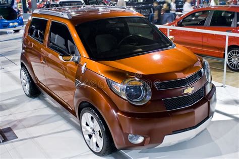 Chevrolet TRAX Concept Car - Front View - MPH Editorial Photo - Image: 8002756