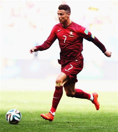 Cristiano Ronaldo Transfer to Manchester United Rumors, News Updates: Is It A Good Idea for the ...