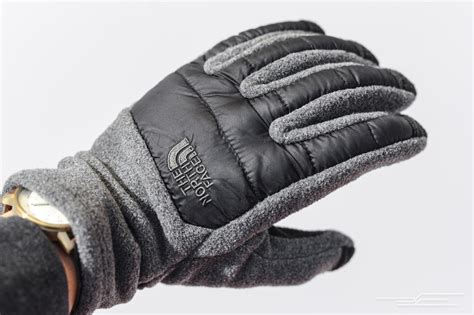 The best touchscreen winter gloves | Engadget