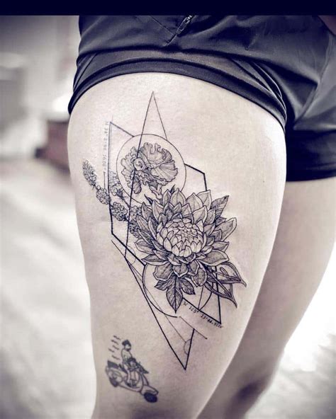 50 Geometric Flower Tattoo Ideas