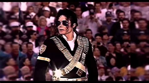 Michael Jackson Super Bowl 1993 Performance HD - YouTube