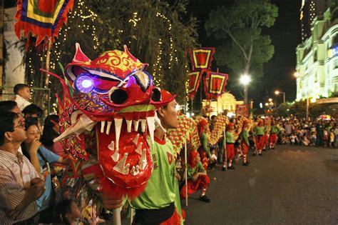 Celebrate Tet Like a Local in Vietnam | Dragon dance, Vietnam, Like a local