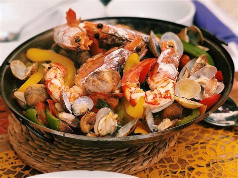 7 Dishes That Prove No One Does Seafood Like Portugal | Seafood dishes ...