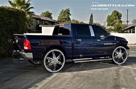 30" Estrella Cursa Chrome | 2013 Dodge Ram 1500... | Dodge, Dodge ram 1500 hemi, Suv trucks