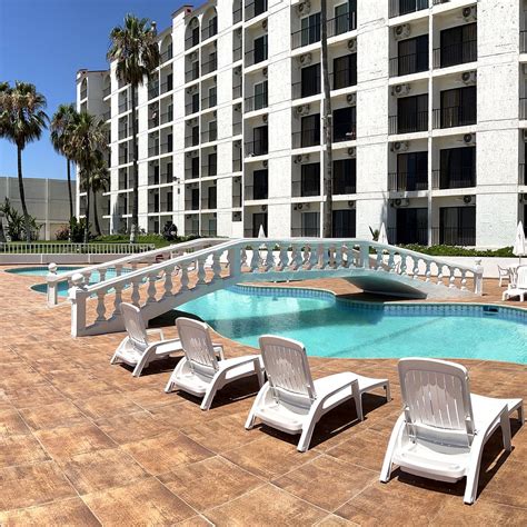 Rosarito Beach Hotel Pool: Pictures & Reviews - Tripadvisor