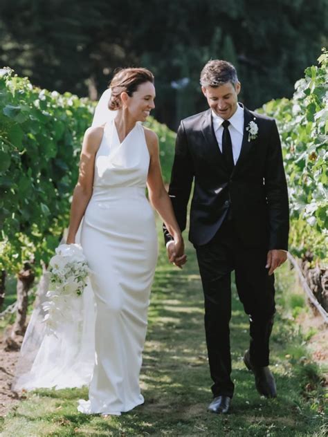 Jacinda Ardern wedding pics: NZ ex-PM’s dress, secret nuptials | The ...