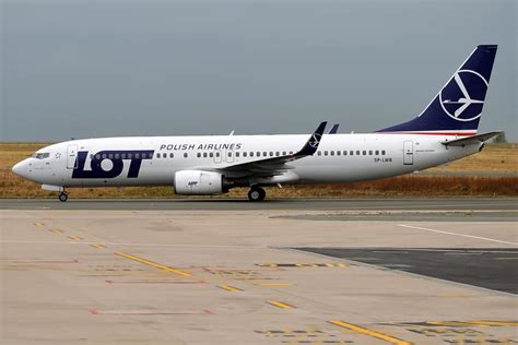 LOT Polish Airlines Fleet Boeing 737-800 Details and Pictures