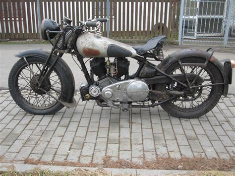 1939 Brough Superior SS80 | Bike-urious