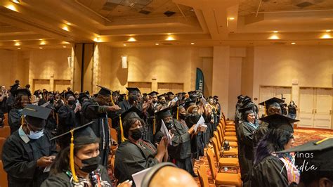 UEI LAS VEGAS 2021 GRADUATION CEREMONY IMAGES - Ervinas Media